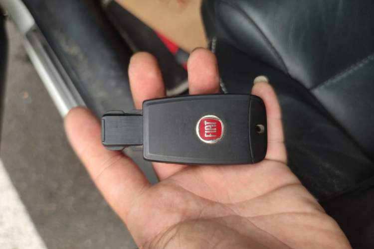 Used Fiat Viaggio 2013 1.4T Anniversary Edition Vehicle Key