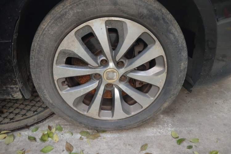 Used Fiat Viaggio 2014 1.4T Manual Jingxiang Edition Right Front Wheel Hub
