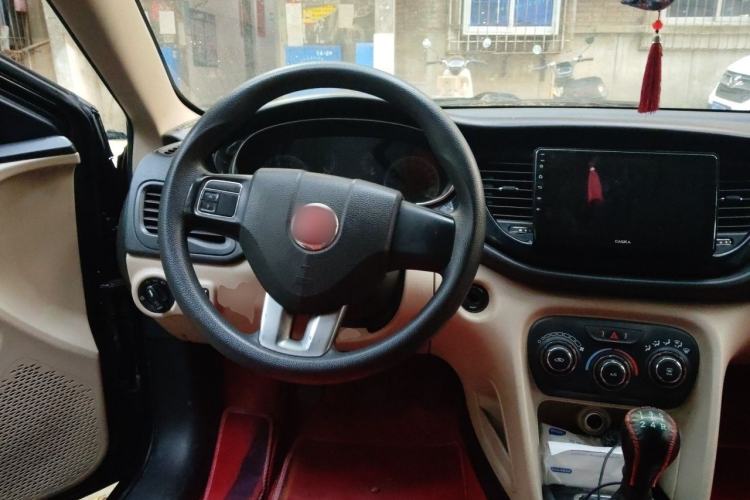 Used Fiat Viaggio 2014 1.4T Manual Jingxiang Edition Steering Wheel