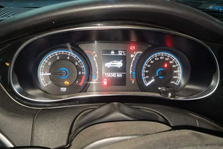 Used Fiat Viaggio 2014 1.4T Manual Jingxiang Edition Odometer Close Up