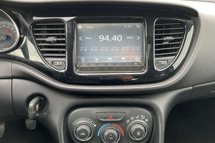Used Fiat Viaggio 2014 1.4T Manual Jingxiang Edition Audio And AC Panel