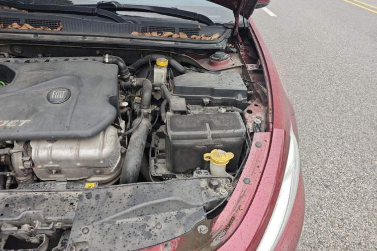 Used Fiat Viaggio 2014 1.4T Manual Jingxiang Edition Engine Bay Left