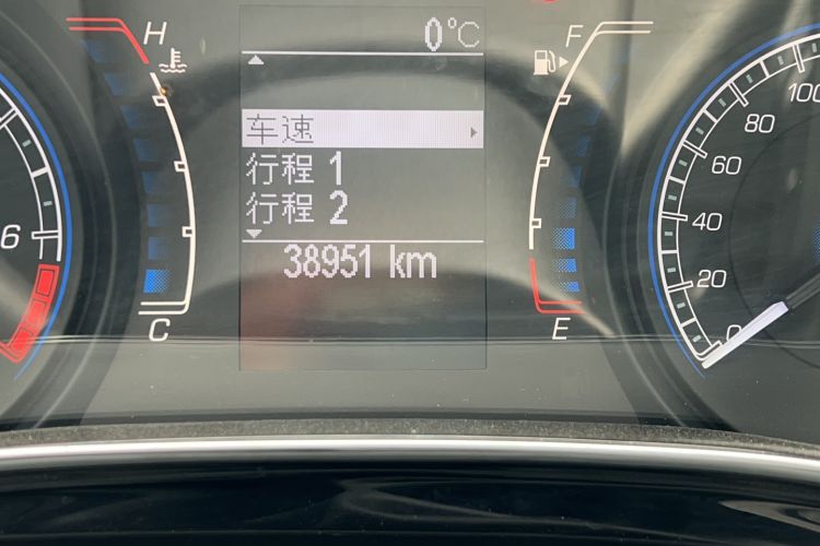 Used Fiat Viaggio 2014 1.4T Manual Jingxiang Edition Odometer Close Up