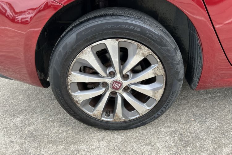 Used Fiat Viaggio 2014 1.4T Manual Jingxiang Edition Right Rear Wheel Hub