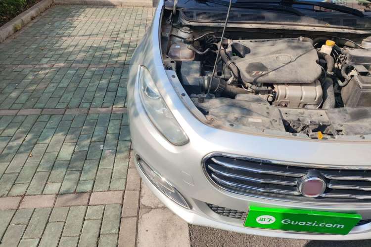 Used Fiat Viaggio 2014 1.4T Manual Jingxiang Edition Engine Bay Right
