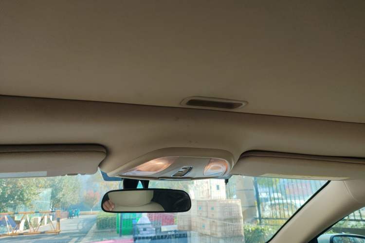 Used Fiat Viaggio 2014 1.4T Manual Jingxiang Edition Headliner