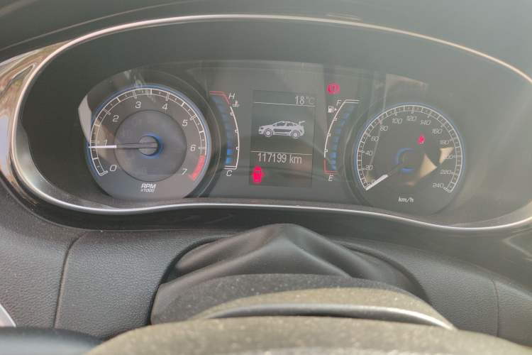 Used Fiat Viaggio 2014 1.4T Manual Jingxiang Edition Odometer Close Up