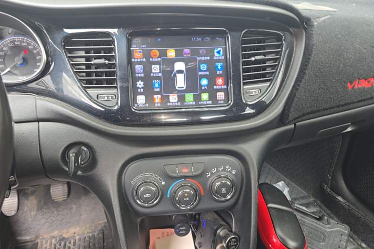 Used Fiat Viaggio 2014 1.4T Manual Jingxiang Edition Audio And AC Panel