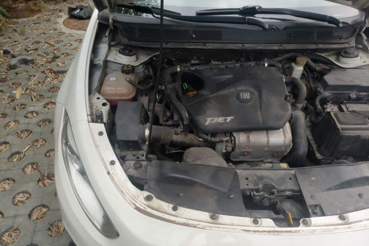 Used Fiat Viaggio 2014 1.4T Manual Jingxiang Edition Engine Bay Right