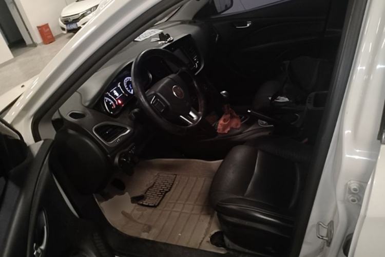 Used Fiat Viaggio 2014 1.4T Manual Jingxiang Edition Left Front Seat