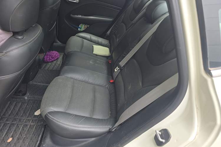Used Fiat Viaggio 2014 1.4T Manual Jingxiang Edition Left Rear Seat