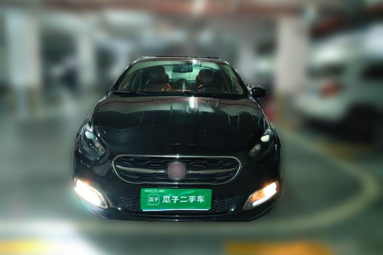 Used Fiat Viaggio 2015 1.4T Automatic Enjoyment Edition Front