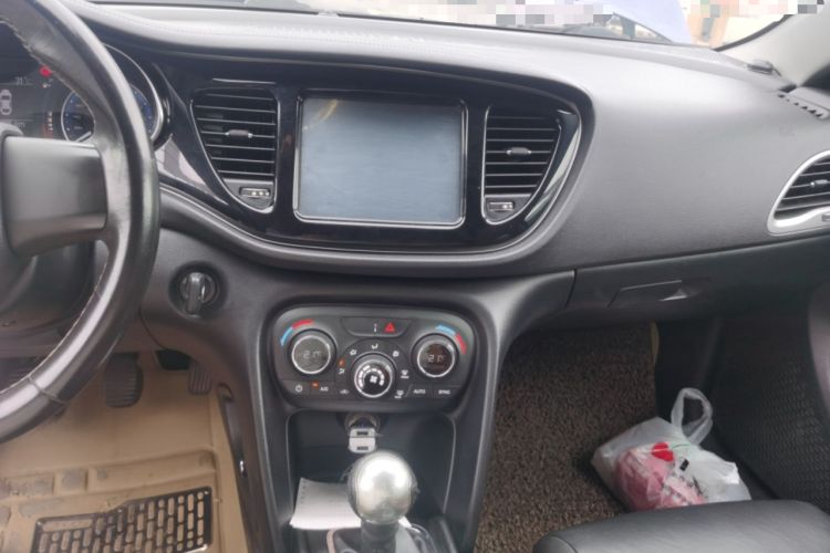 Used Fiat Viaggio 2015 1.4T Manual Jingxiang Edition Audio And AC Panel