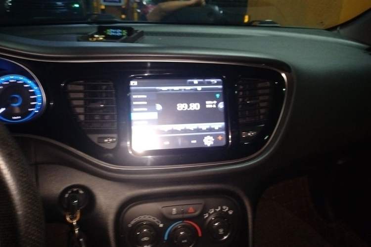 Used Fiat Viaggio 2015 1.4T Automatic Enjoyment Edition Audio And AC Panel