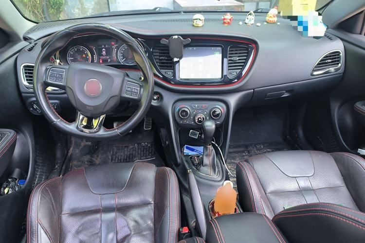Used Fiat Viaggio 2015 1.4T Automatic Enjoyment Edition Center Console