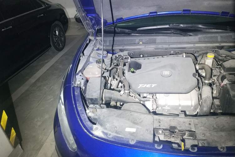 Used Fiat Viaggio 2015 1.4T Automatic Jingxiang Edition Engine Bay Right