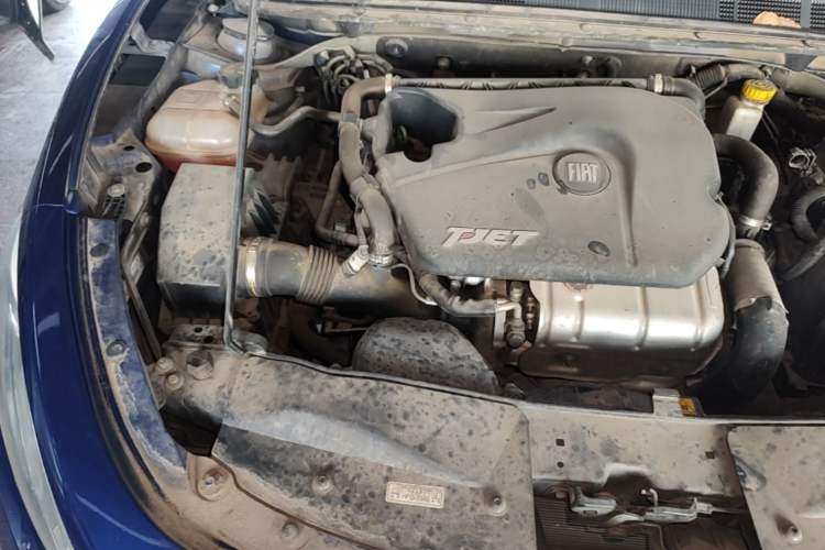 Used Fiat Viaggio 2015 1.4T Automatic Jingxiang Edition Engine Bay Right