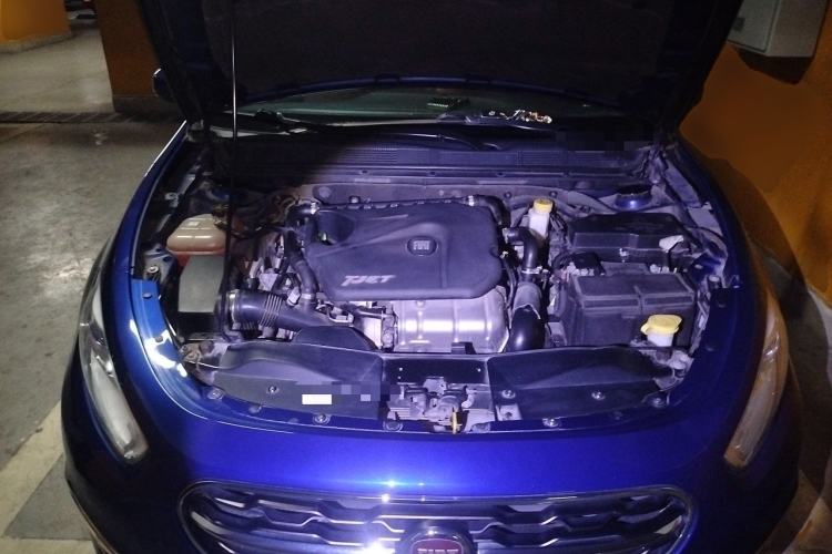 Used Fiat Viaggio 2015 1.4T Automatic Enjoyment Edition Engine Bay