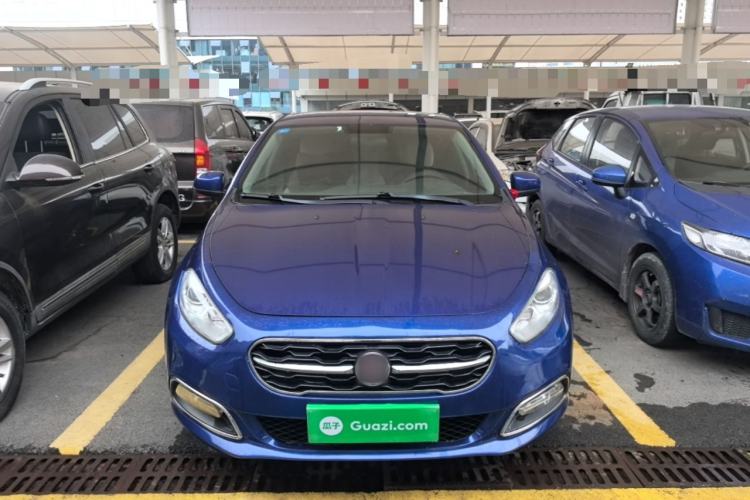 Used Fiat Viaggio 2015 1.4T Manual Enjoyment Edition Front