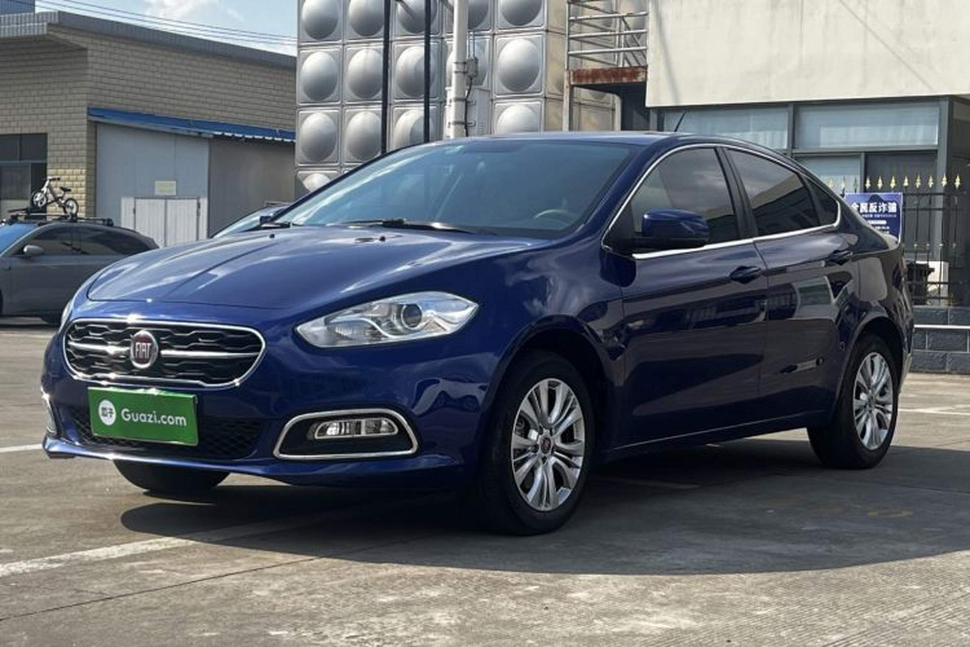 Used Fiat Viaggio 2015 1.4T Automatic Jingxiang Edition Front Left 45 Deg