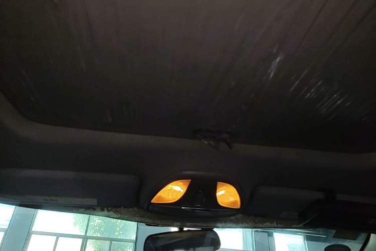Used Fiat Viaggio 2015 1.4T Automatic Jingxiang Edition Headliner