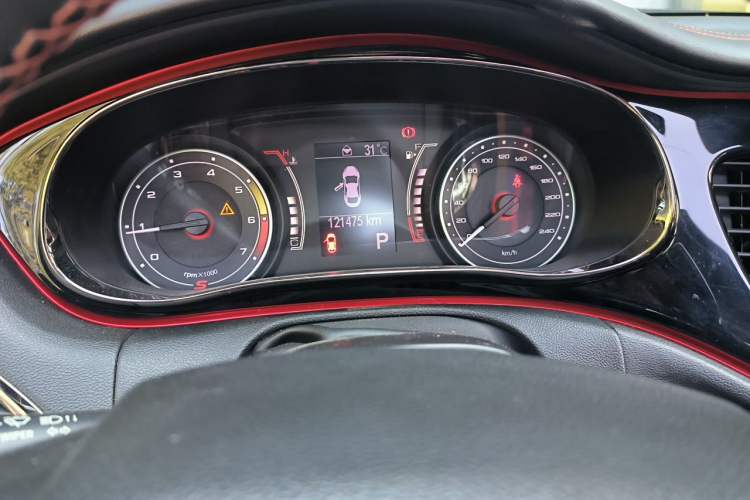 Used Fiat Viaggio 2015 1.4T Automatic Enjoyment Edition Instrument Cluster