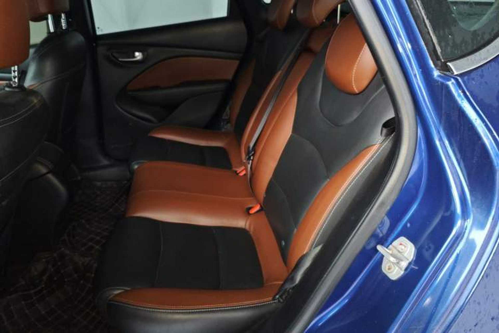 Used Fiat Viaggio 2015 1.4T Automatic Jingxiang Edition Left Rear Seat