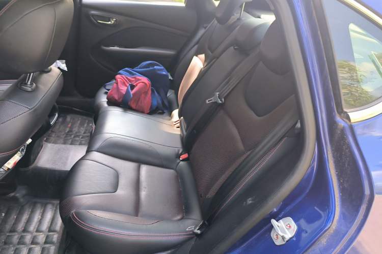 Used Fiat Viaggio 2015 1.4T Automatic Enjoyment Edition Left Rear Seat