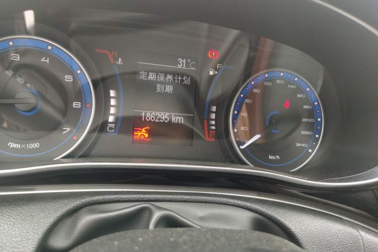 Used Fiat Viaggio 2015 1.4T Manual Jingxiang Edition Odometer Close Up