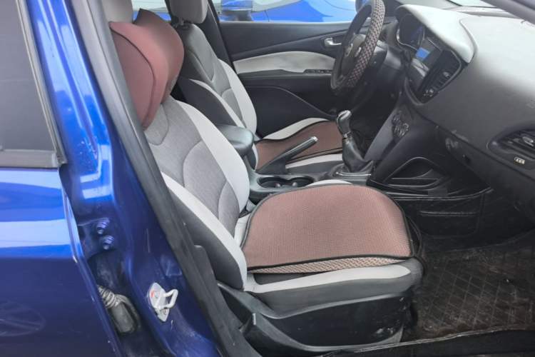 Used Fiat Viaggio 2015 1.4T Manual Enjoyment Edition Right Front Seat