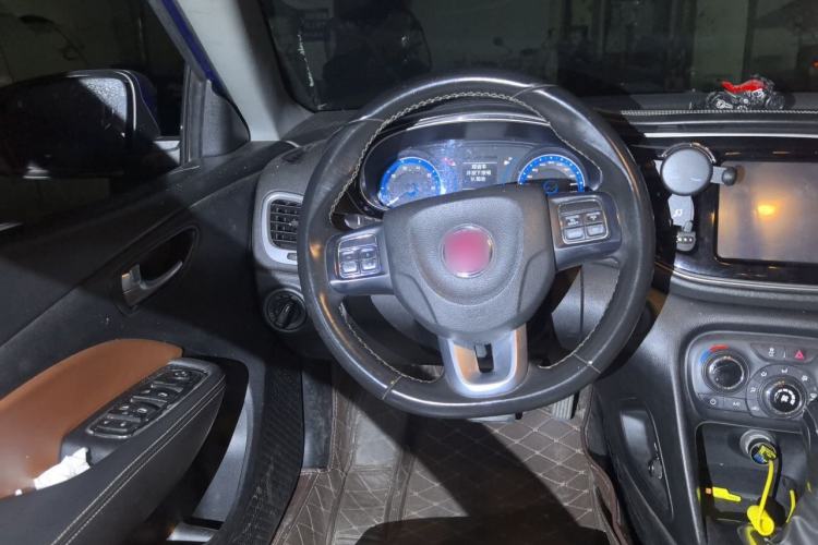 Used Fiat Viaggio 2015 1.4T Automatic Jingxiang Edition Steering Wheel