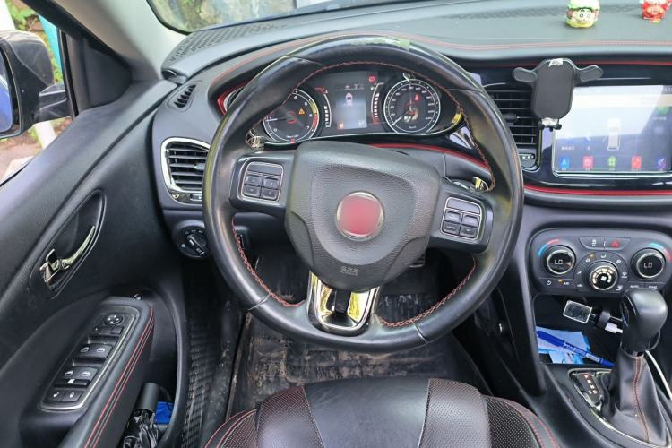 Used Fiat Viaggio 2015 1.4T Automatic Enjoyment Edition Steering Wheel