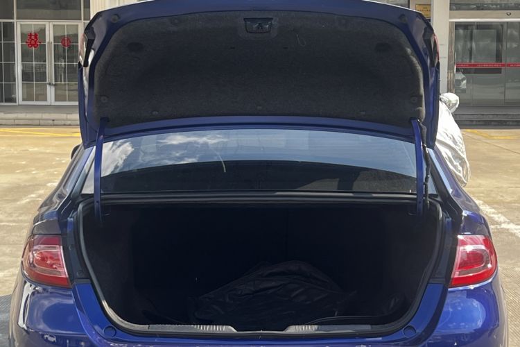 Used Fiat Viaggio 2015 1.4T Automatic Jingxiang Edition Trunk