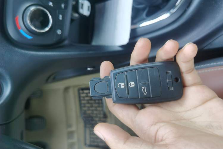 Used Fiat Viaggio 2015 1.4T Manual Jingxiang Edition Vehicle Key