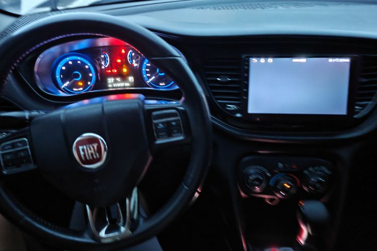 Used Fiat Viaggio 2015 1.4T Automatic Enjoyment Edition Audio And AC Panel