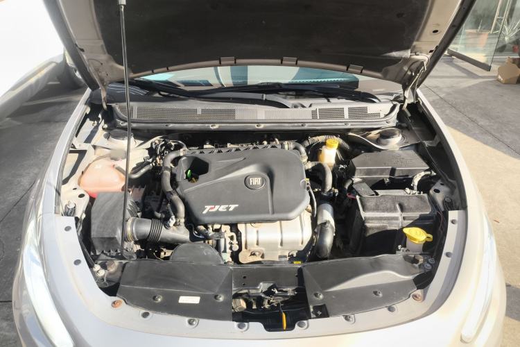 Used Fiat Viaggio 2015 1.4T Automatic Jingxiang Edition Engine Bay