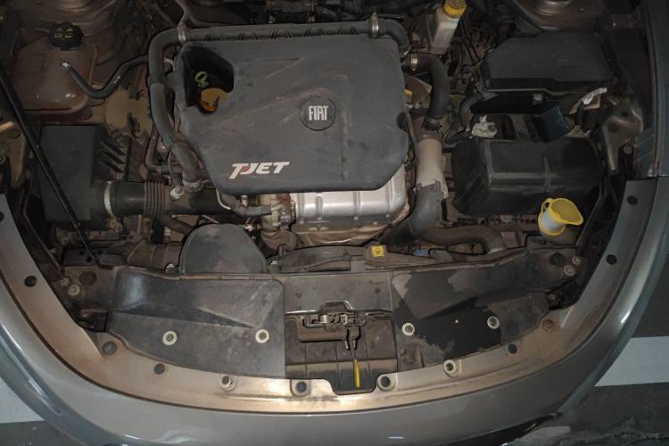 Used Fiat Viaggio 2015 1.4T Automatic Smart Edition Engine Bay