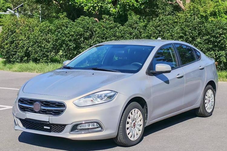 Used Fiat Viaggio 2015 1.4T Automatic Enjoyment Edition Exterior 1