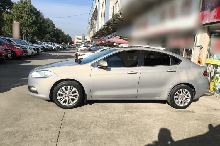 Used Fiat Viaggio 2015 1.4T Automatic Jingxiang Edition Exterior 3