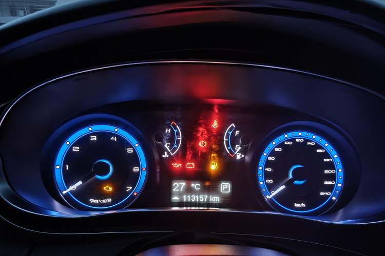 Used Fiat Viaggio 2015 1.4T Automatic Enjoyment Edition Instrument Cluster
