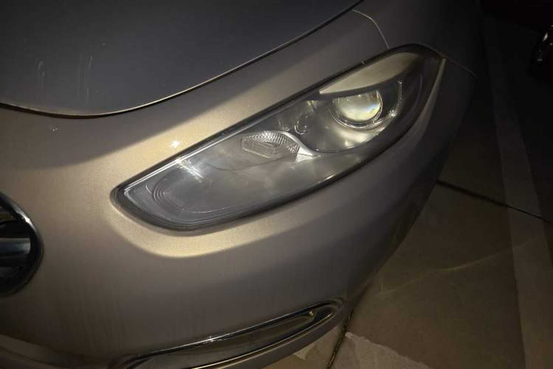 Used Fiat Viaggio 2015 1.4T Automatic Enjoyment Edition Left Front Headlight