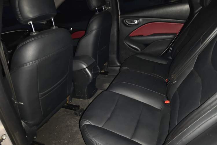 Used Fiat Viaggio 2015 1.4T Automatic Enjoyment Edition Left Rear Seat