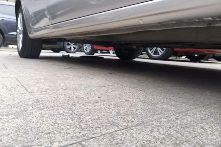 Used Fiat Viaggio 2015 1.4T Automatic Jingxiang Edition Right Side Sill