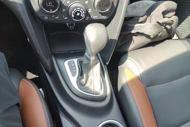 Used Fiat Viaggio 2015 1.4T Automatic Jingxiang Edition Gear Lever
