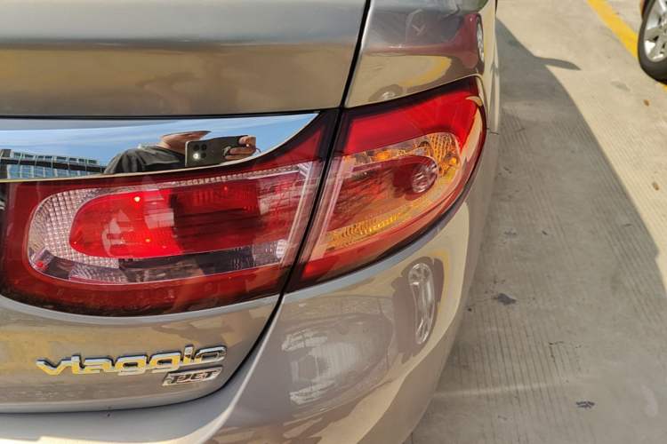 Used Fiat Viaggio 2015 1.4T Automatic Jingxiang Edition Right Rear Taillight