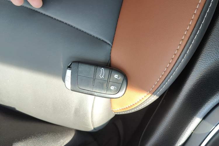 Used Fiat Viaggio 2015 1.4T Automatic Jingxiang Edition Vehicle Key