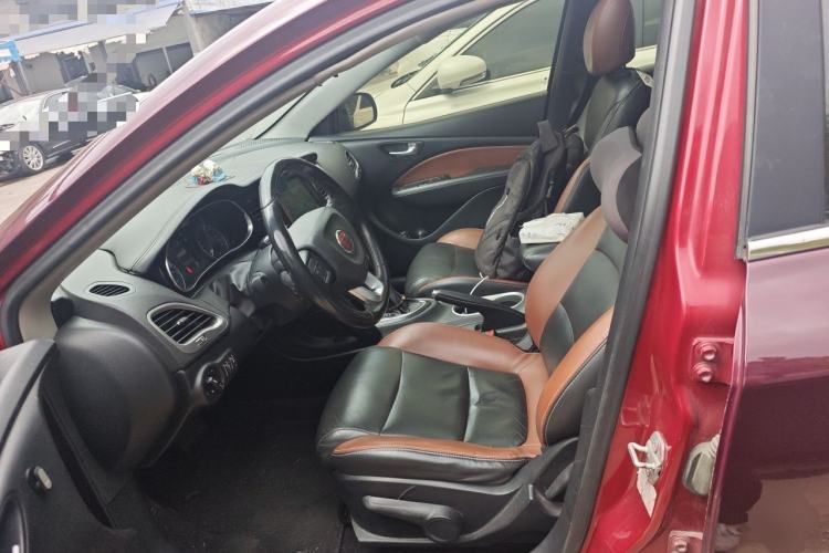 Used Fiat Viaggio 2015 1.4T Automatic Jingxiang Edition Left Front Seat