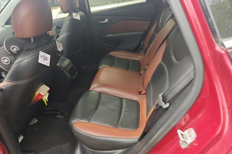 Used Fiat Viaggio 2015 1.4T Automatic Jingxiang Edition Left Rear Seat