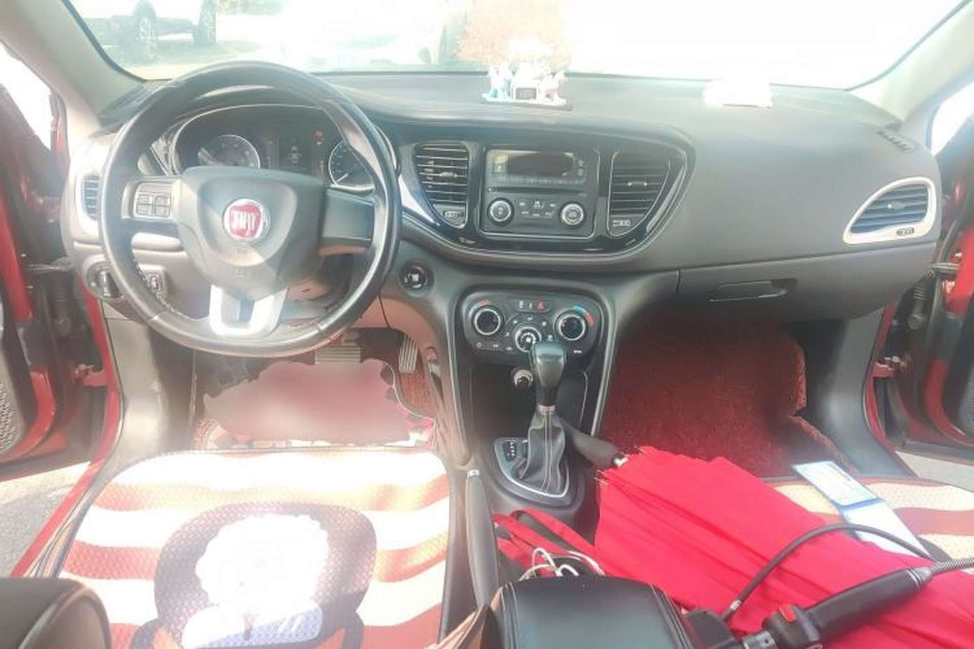 Used Fiat Viaggio 2015 1.4T Automatic Jingxiang Edition Center Console