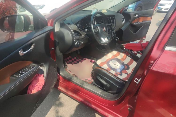 Used Fiat Viaggio 2015 1.4T Automatic Jingxiang Edition Driver Seat